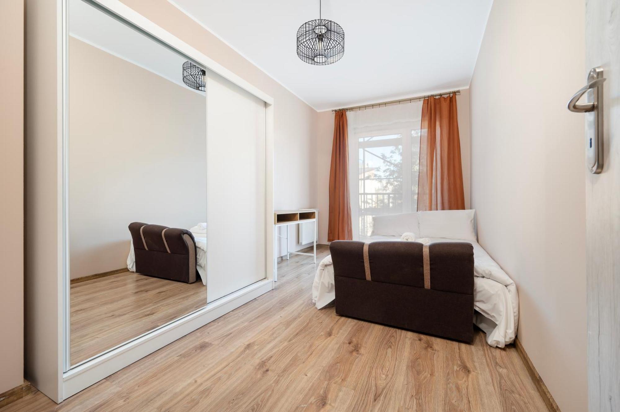 Pogonowskiego 2-bedroom Apartment